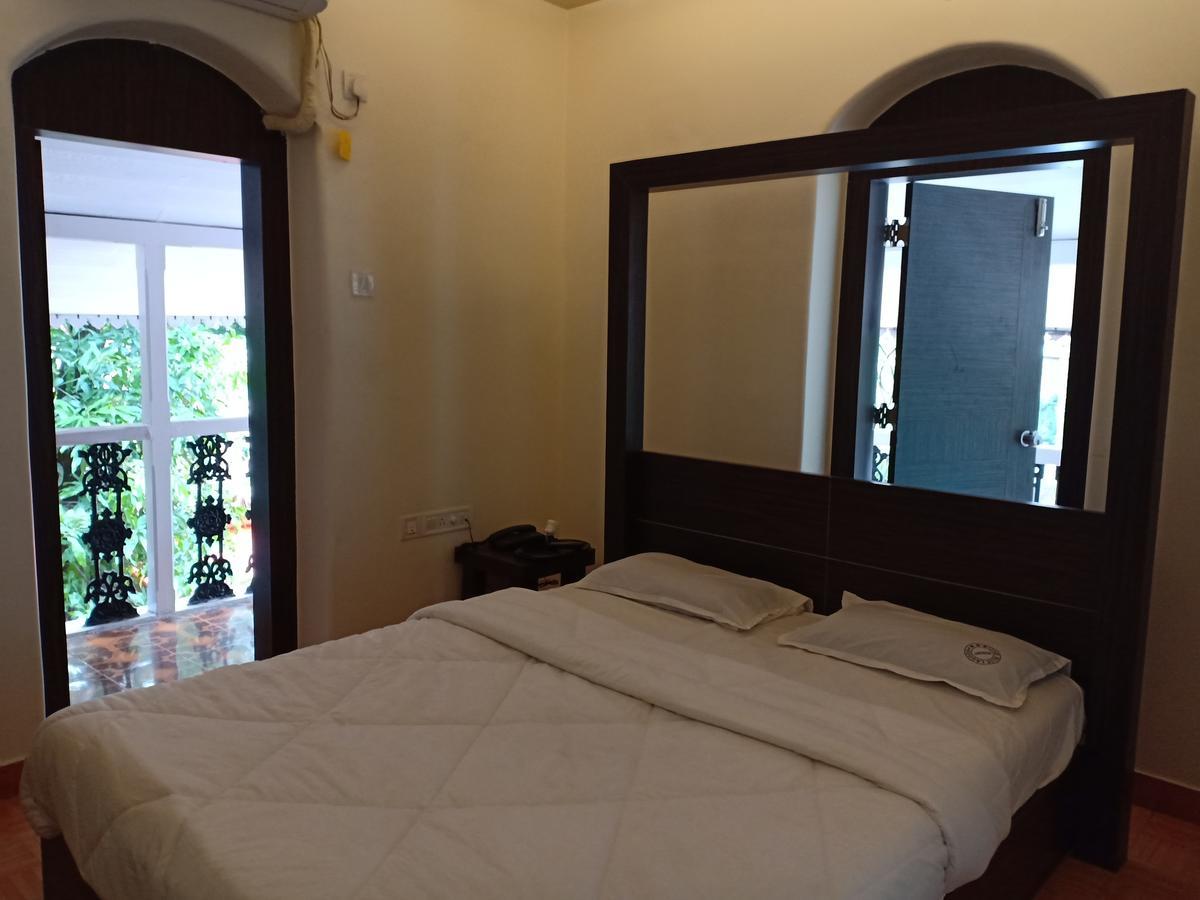 Oyo 11395 Hotel Ritz Heritage 로나발라 외부 사진